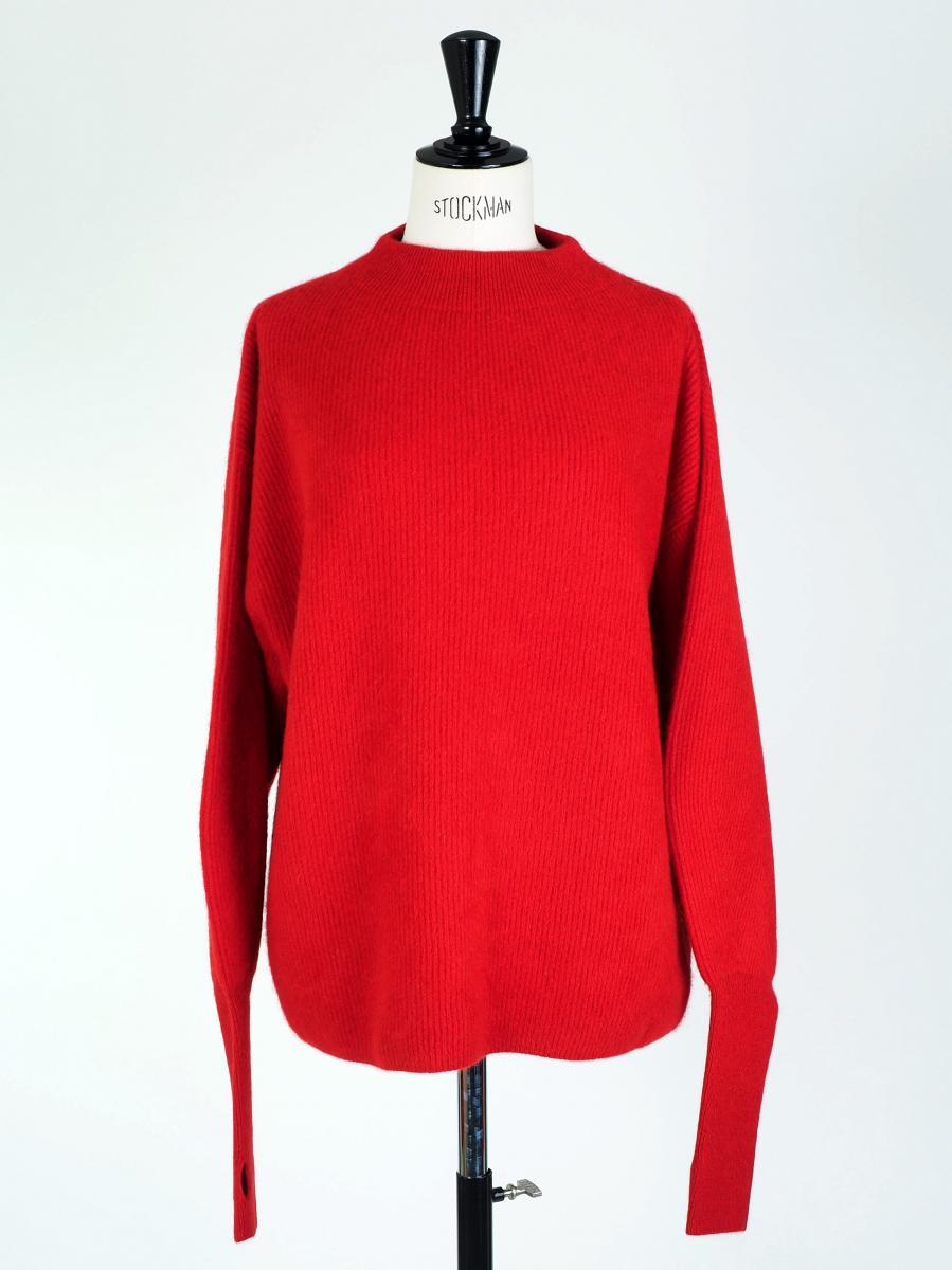 CASHMERE FOX FINGERHOLE BOAT NECK